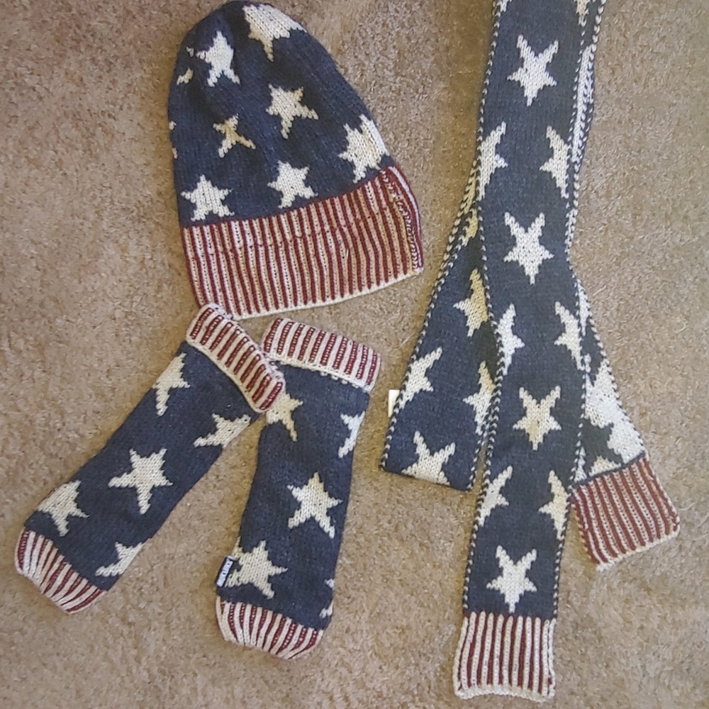 Mukluks Scarf, beanie, and arm warmer set